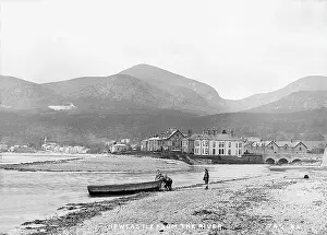 Shimna: Newcastle from the River
