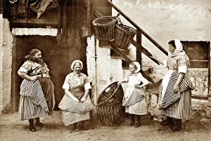 Newhaven: Newhaven Fish Wives early 1900s