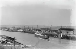 Nautical: Newhaven Harbor in the Past
