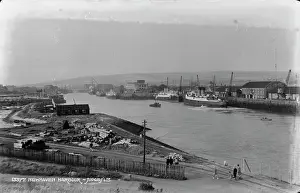 Cranes: Newhaven Harbour