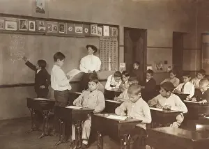 Blackboards: Newly arrived young immigrants receive Special
