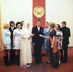 Registry: Newly married couple, 1976