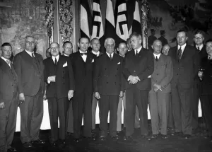 Tricolore: Newspaper directors in Paris, 1937
