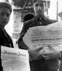 Salesman: Newspaper salesman in Paris, 1940