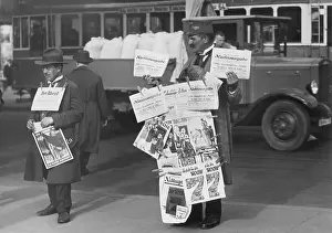 Hallesches: Newspaper vendors in Berlin, 1930