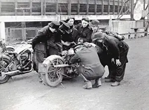 Obstructions: NFS firewomen in dispatch rider training, WW2