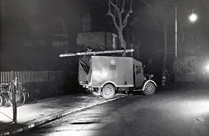 Responding: NFS Heavy Unit vehicle accident, Ealing, WW2