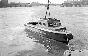 Speedboats: NFS (London Region) fire float on the Thames, WW2