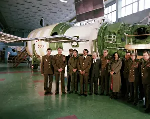 Gagarin: Nicaragua delegation visiting USSR