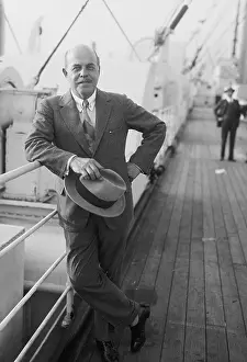 Friction: Nicholas Longworth (1883-1931), sided with ?
