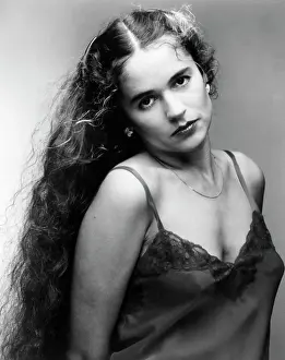 Larson: Nicolette Larson - Singer - Celebrity