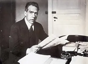 Bohr: Niels Bohr