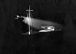 Headlight: Night-time take off of the airmail service in Berlin, 1925