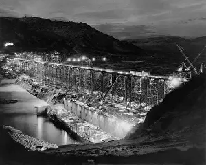 Resource: Night view of the Grand Coulee Dam, 1939
