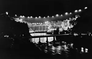 Resource: Night view of the Hiwassee Dam, 1939