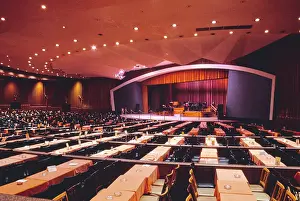 Lodgings: Nightclub, nightlife, stage