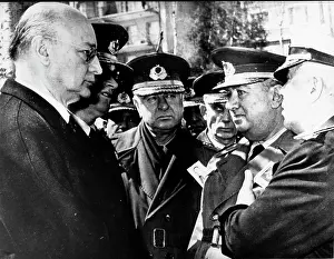 Nihat: Nihat Erim