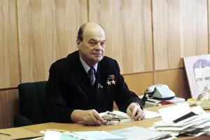 Educator: Nikolai Basov, 1985