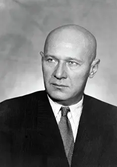 Less: Nikolai Gribachev, 1953