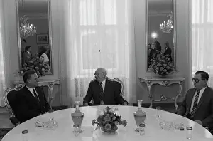 Musaelyan: Nikolai Ryzhkov visits Czechoslovakia