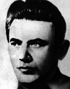 Estimated: Nikolaiy Yeshov
