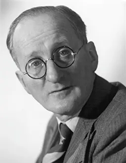 Robin Adler: Nikolaus Pevsner