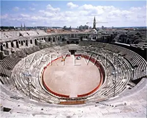 Bullfights: NIMES / AMPHITHEATRE