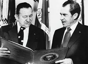 Commending: Nixon Presidency. Tex Ritter presents US ?