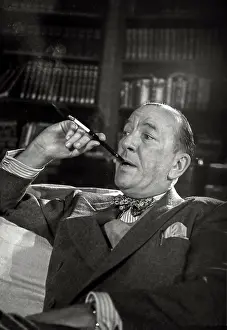 Relative: Noel Coward directing play Relative Values