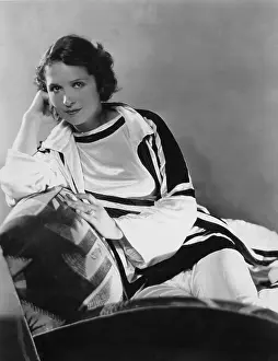 Gregor: Nora Gregor, 1933