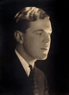 Hartnell: Norman Hartnell by Madame Yevonde