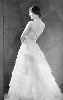 Lengthening: Norman Hartnell tulle gown