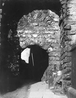Gatehouses: NORMAN POSTERN GATE