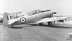 Abingdon: North American Harvard II KF183