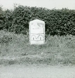 Farningham: North Cray Roadside milestone