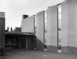 Synagogues: NORTH LONDON SYNAGOGUE