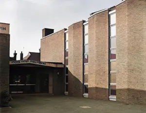 Synagogues: NORTH LONDON SYNAGOGUE