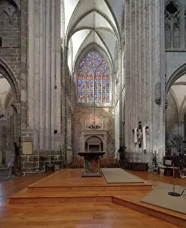 Samsons: North transept, Cathedral Saint-Samson, Dol-de-Bretagne