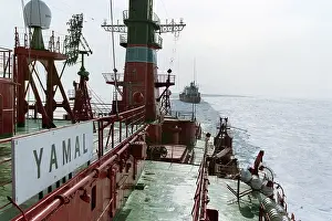Stopped: Northeast Passage, 2001
