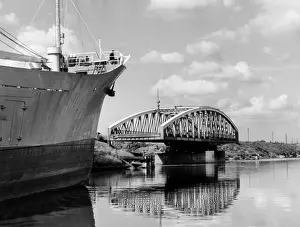 Northwich: NORTHWICH SWING BRIDGE