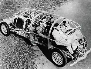 Coachwork: The novel car without coachwork from