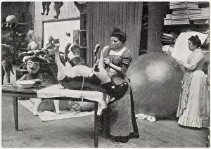 Fetes: Novelty Balloon Making in Paris 1901