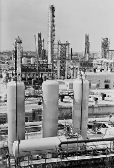 Refinery: Novobaku Refinery