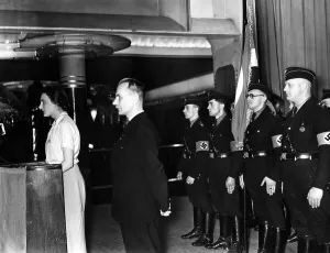 Clou: NS speaker at an event of the Scherl publishing house
