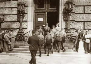 Fraction: NSDAP members enter the Reichstag, 1932