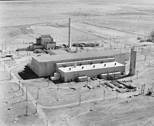 Reactors: nuclear reactors - World War II - Manhattan project
