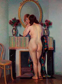 Nude woman at mantlepiece