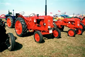 Nuffield: Nuffield 4/60 field tractor, 171 LEW