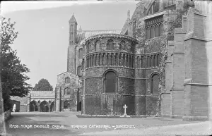 Tribute: Nurse Cavell's Grave at Norwich Cathedral