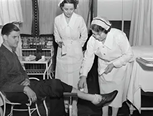 Mydans: Nurse - medical - injury